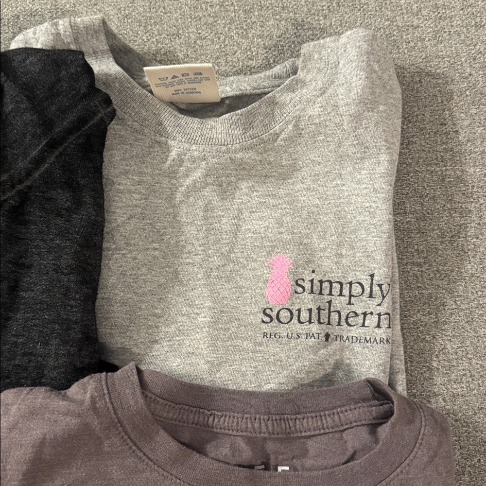 5/$15- Size small bundle - Picture 2 of 4